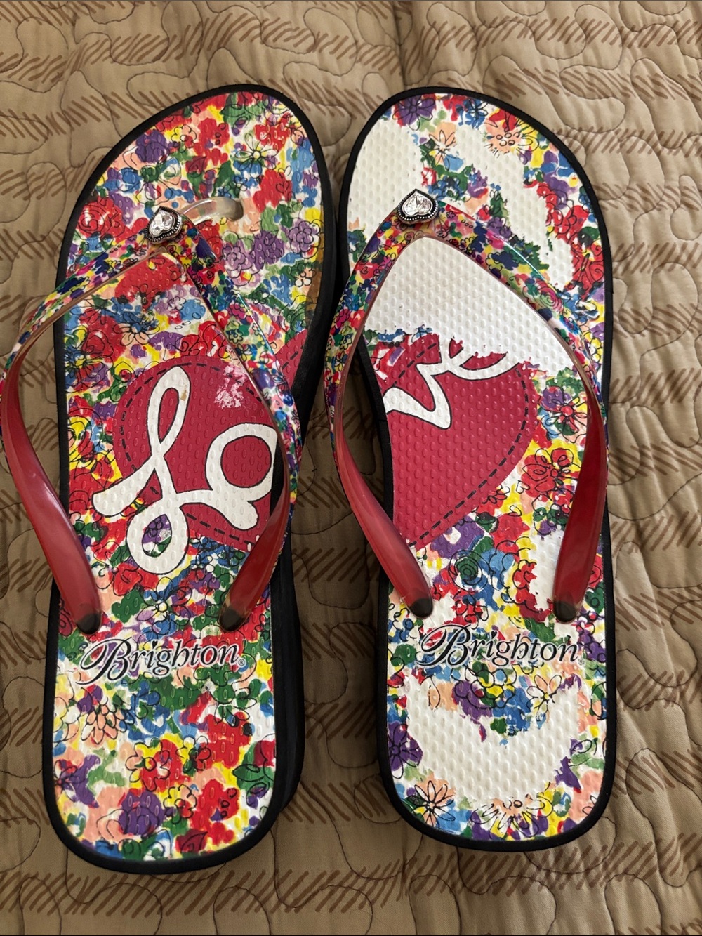 Title: Brighton "Posies" Graphic Floral & Love Heart Flip Flops – Size 7